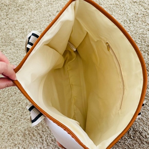 🍓New🍓 Spacious, Lightweight Neiman Marcus Canvas Tote - Brown Stripe - Picture 6 of 10